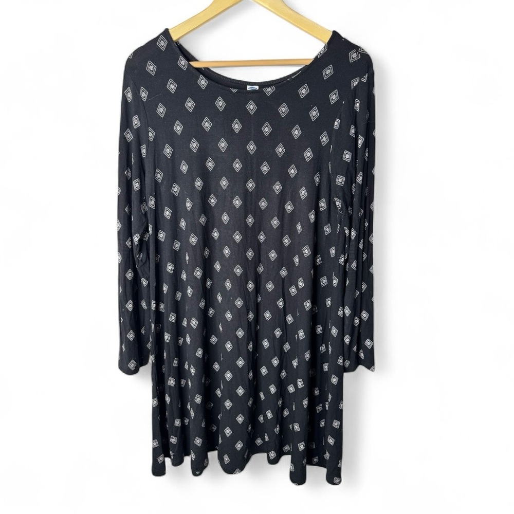 Old Navy Black and White Patterned Tunic